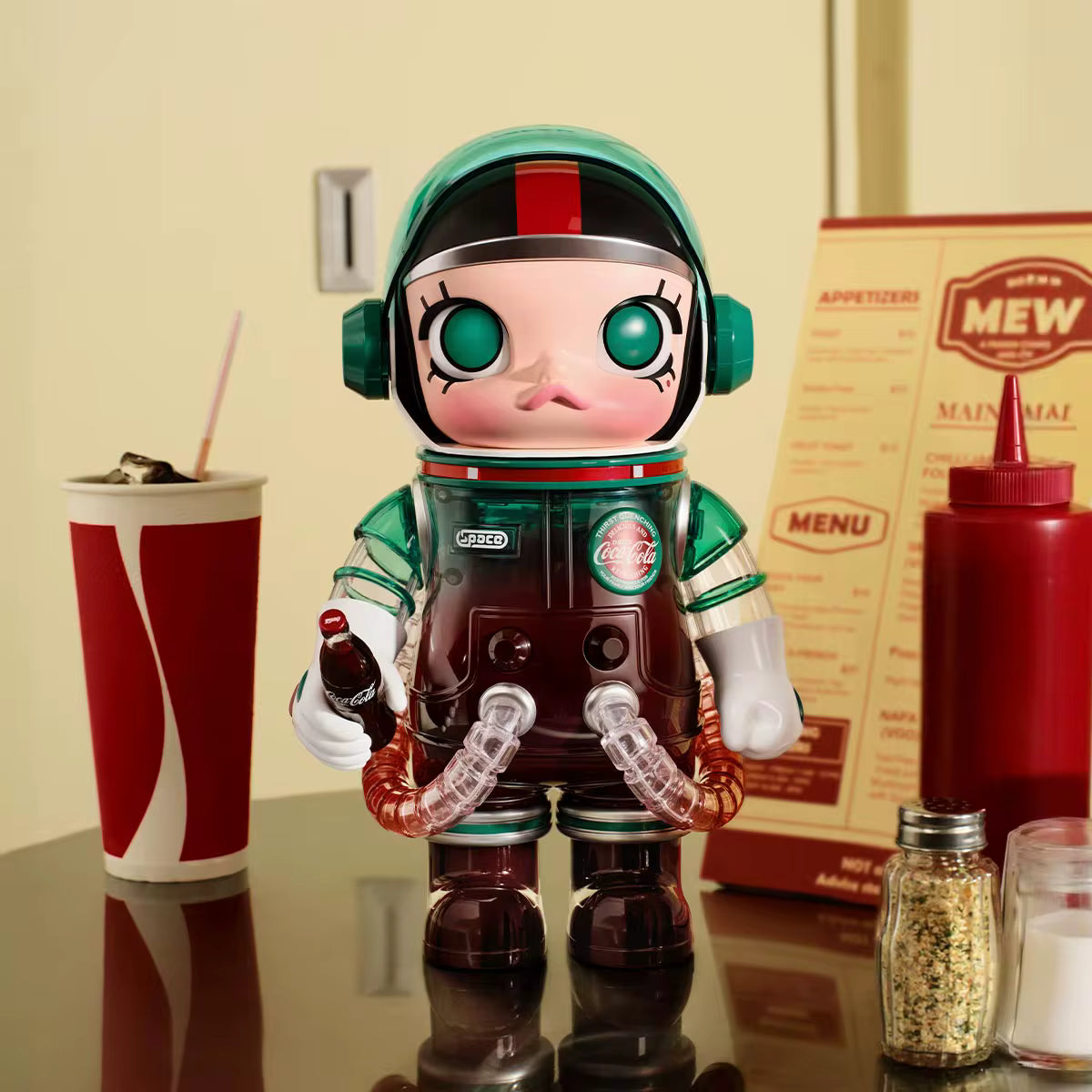 MEGA SPACE MOLLY 400% Iconic Coca-Cola