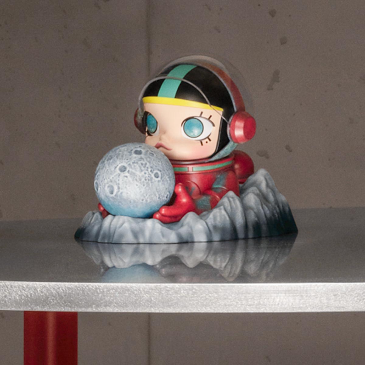 MEGA SPACE MOLLY Hello, Moon Ambient Moon Lamp