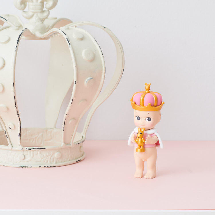 SONNY ANGEL 2024 Crown Mini Figure