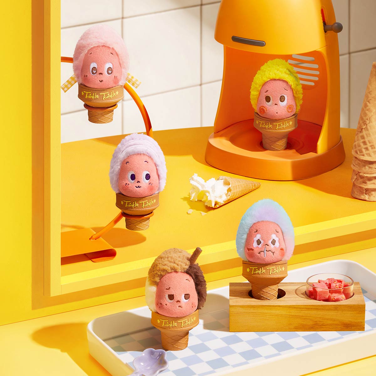 MOON GELATO Series-Ice Cream Plush Pendant Blind Box