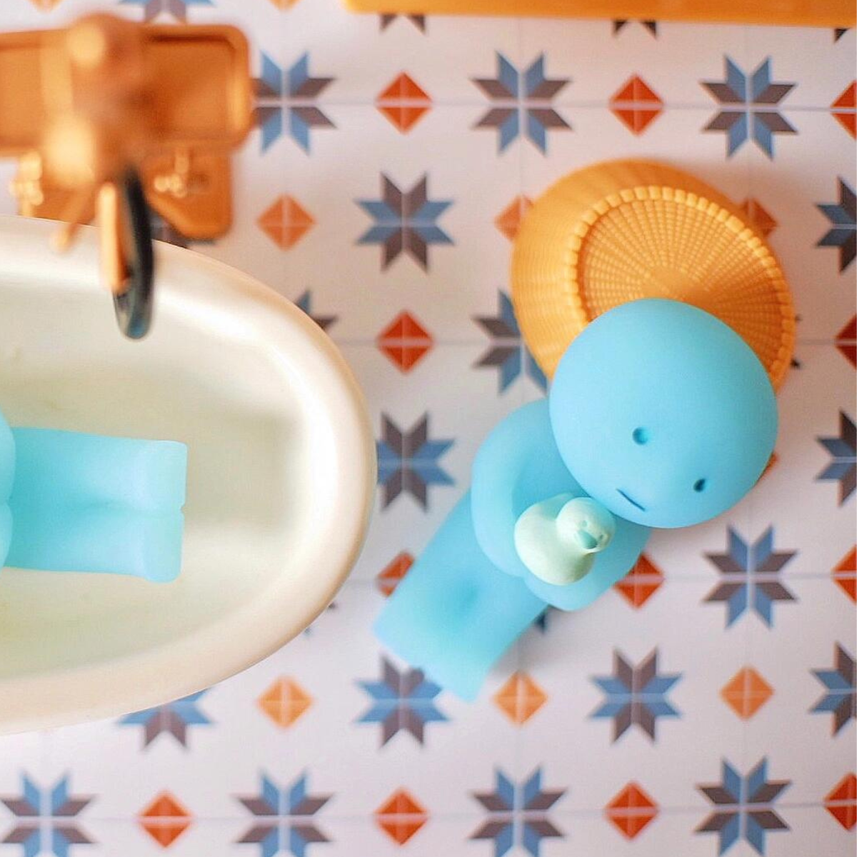 SMISKI Bath Series Mini Figure