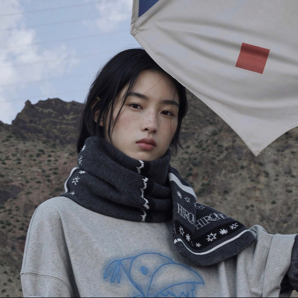 Hirono Whisper Within Knitted Scarf