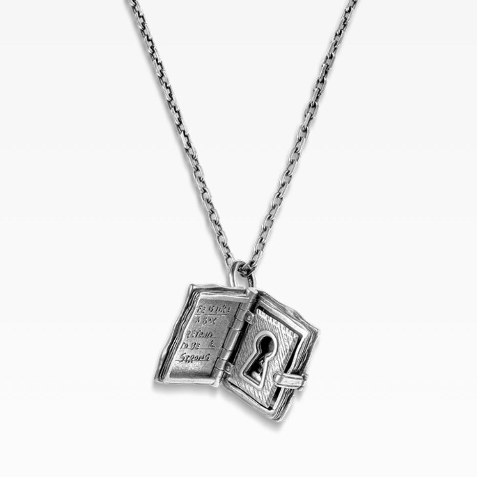 Hirono Vintage Poem Necklace