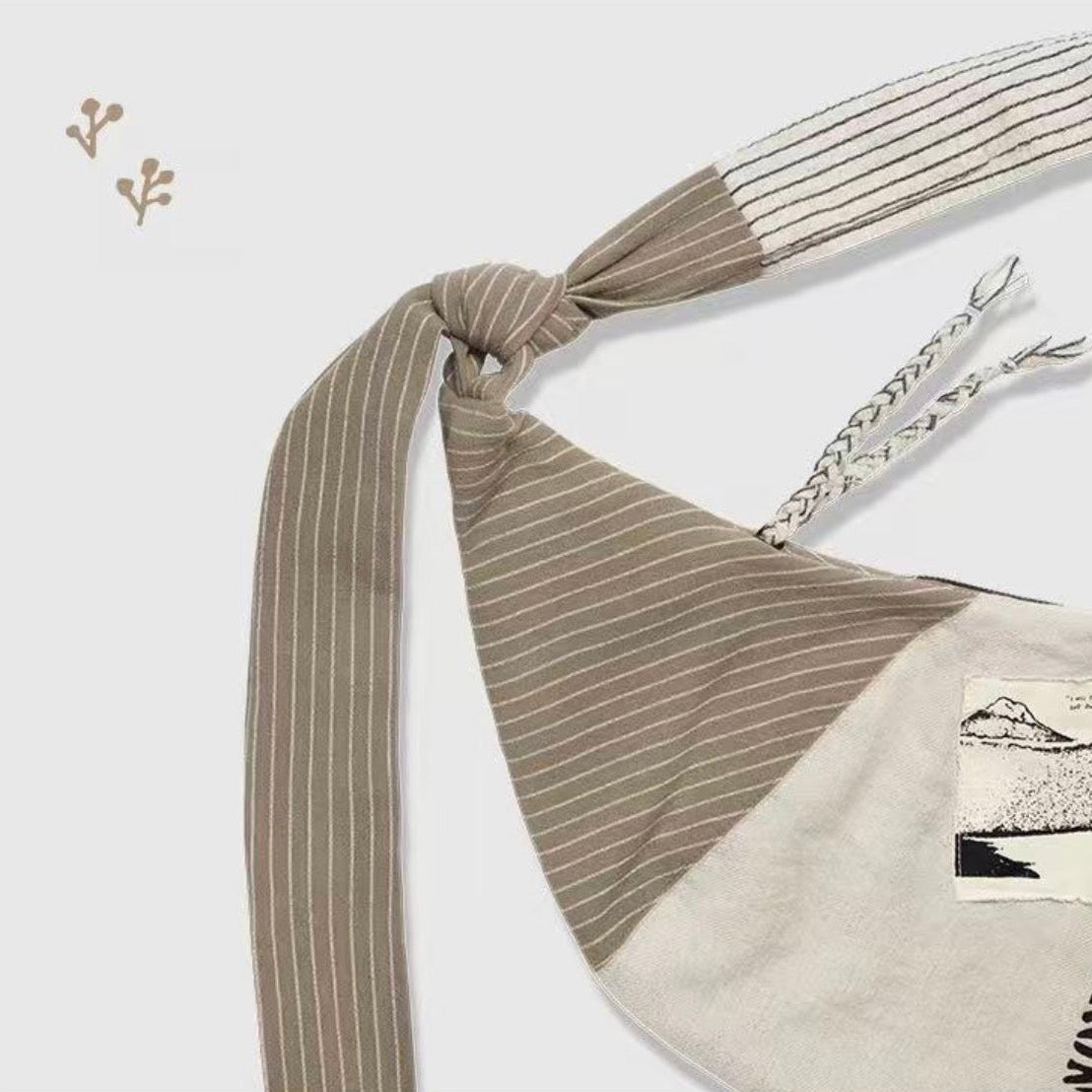 Hirono Living Wild Wanderer's Poem Patchwork Crossbody Bag | 80