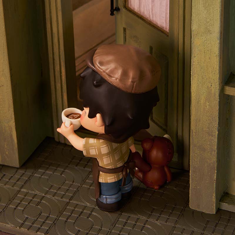 HIRONO COFFEE FIGURE