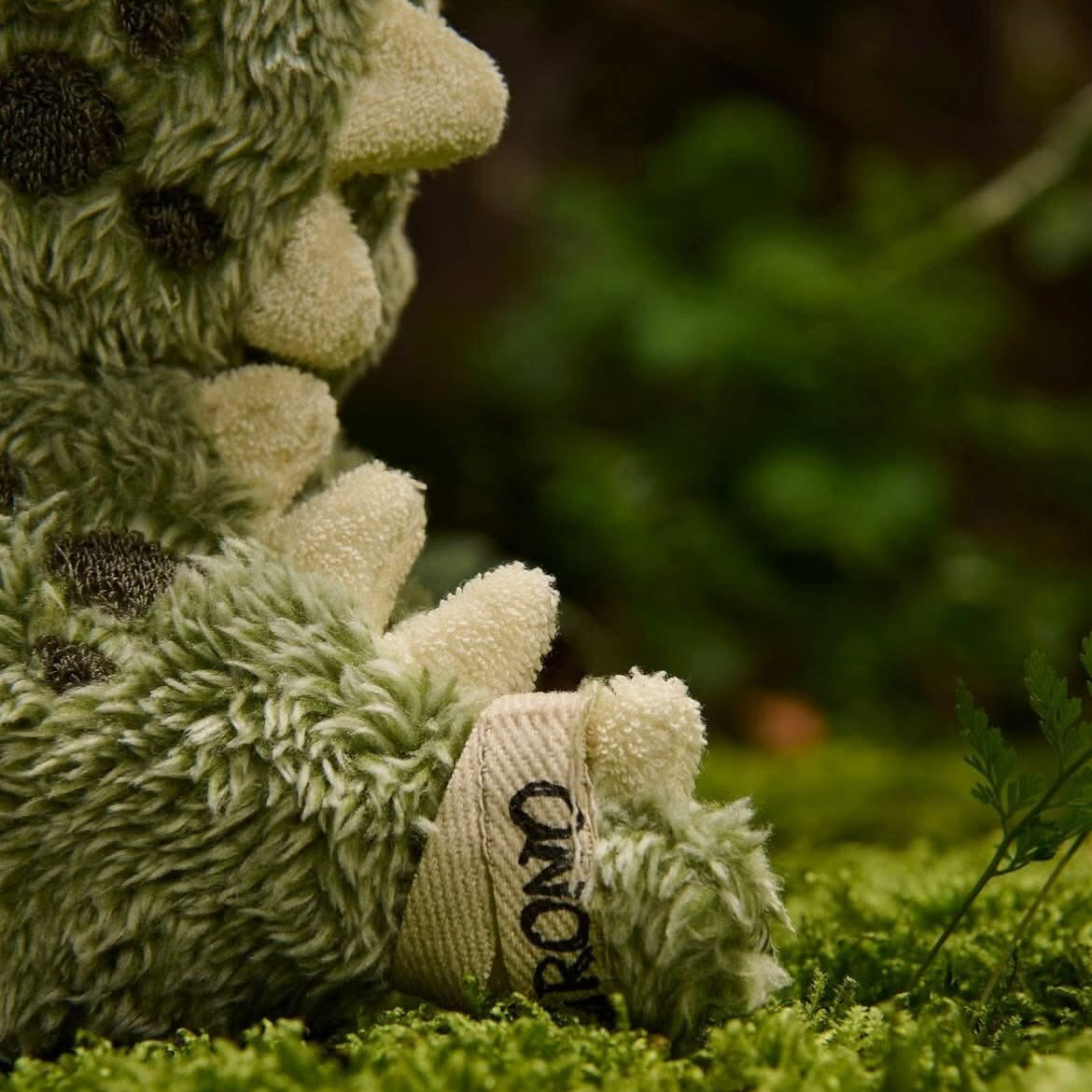 Hirono Dino Plush Doll Pendant collectible product detail at Ri-son