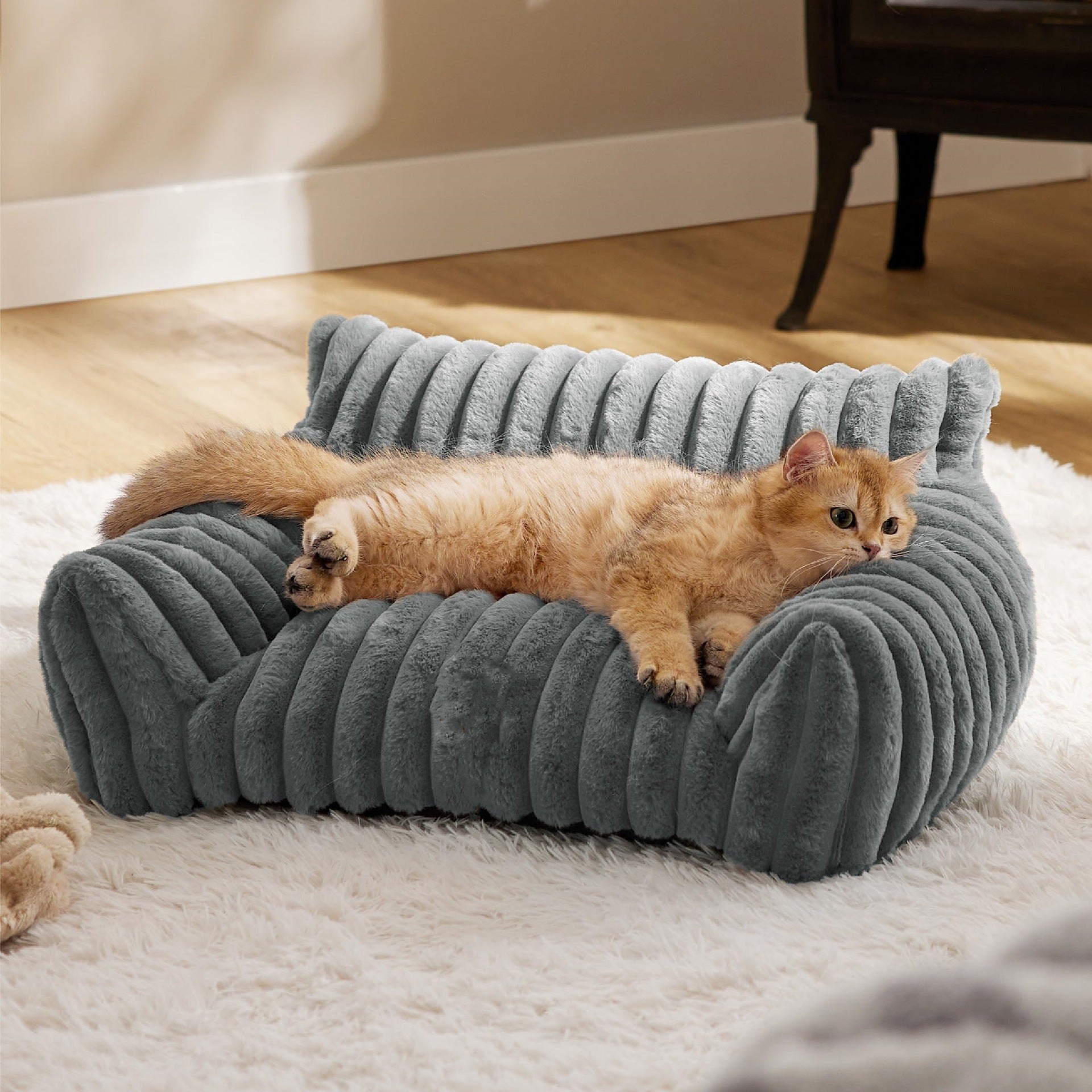 Fluffy Cat Sofa with Premium Soft Corduroy Fleece