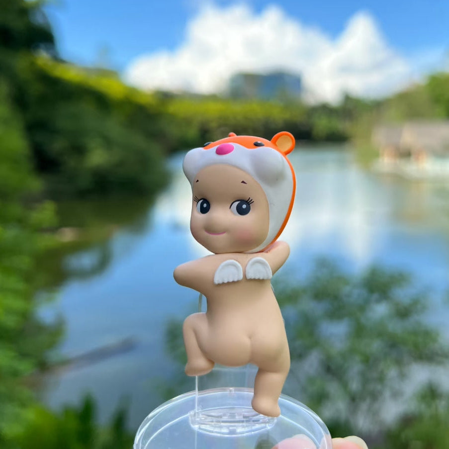 Sonny Angel Hippers Looking Back Series