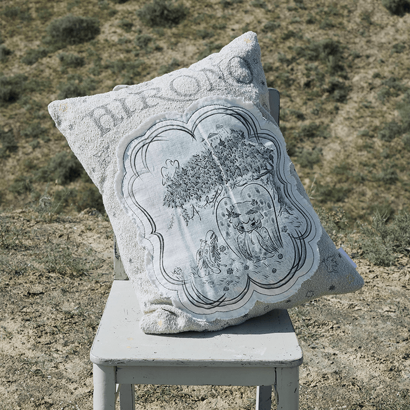 HIRONO pillow lifestyle photo