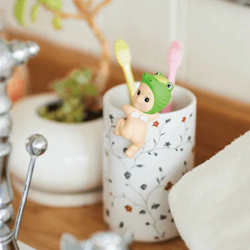 Sonny Angel Hippers Looking Back Series