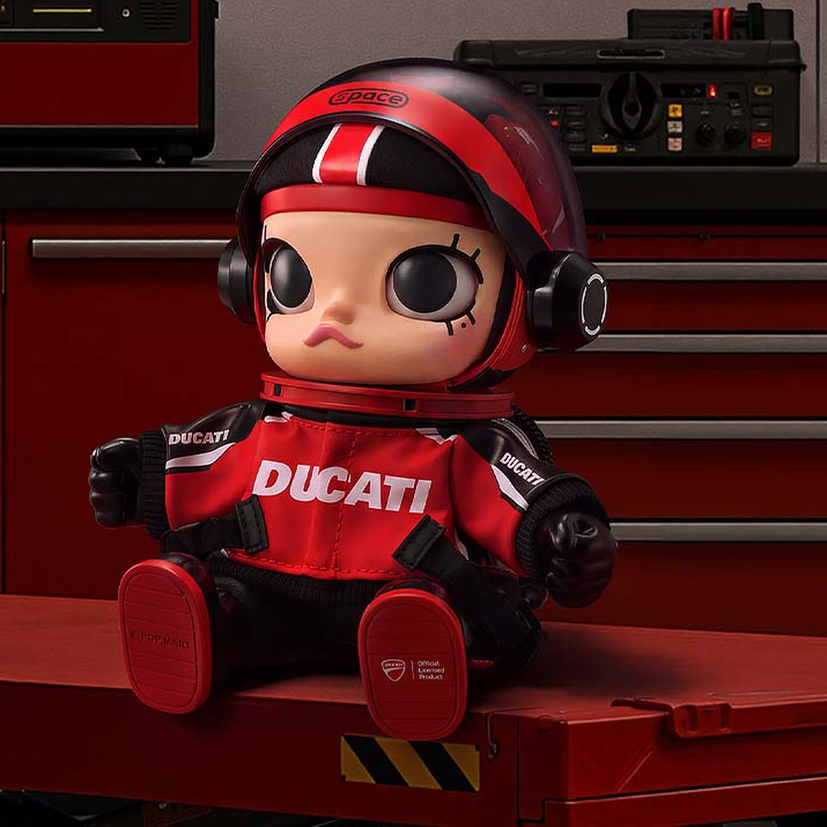 POP MART MEGA SPACE MOLLY × DUCATI Serie Vinyl Plush Pendant